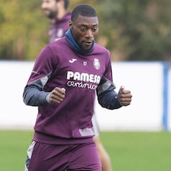 Aulas y Calleja reconocen negociaciones por Ekambi