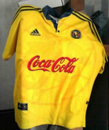 La playera más amarilla que ha tenido el América.