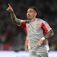 Colo Colo va con todo por este ‘9′ y ya inició las negociaciones