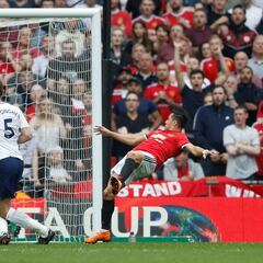 Así fue el nuevo gol de Alexis en Wembley ante Tottenham