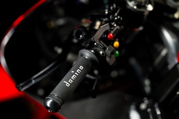 Detalles de la nueva Desmosedici GP25 de Marc M¨¢rquez y Pecco Bagnaia, la nueva moto de la escuder¨ªa Ducati Lenovo para la temporada 2025 de Moto GP.