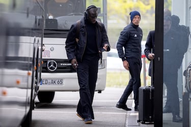 El Real Madrid ya se encuentra en Múnich para enfrentarse ante el Bayern en la vuelta de los cuartos de la Champions. El conjunto blanco confía en remontar el 1-2 adverso de la ida.