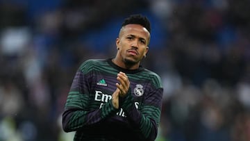MADRID, SPAIN - FEBRUARY 25: Eder Militao of Real Madrid applauds fans prior to the LaLiga Santander match between Real Madrid CF and Atletico de Madrid at Estadio Santiago Bernabeu on February 25, 2023 in Madrid, Spain. (Photo by Angel Martinez/Getty Images)