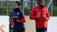 Alexis S&aacute;nchez y Arturo Vidal estar&aacute;n este lunes por la tarde en Juan Pinto Dur&aacute;n, en la primera pr&aacute;ctica de la Roja de cara al amistoso con Paraguay.