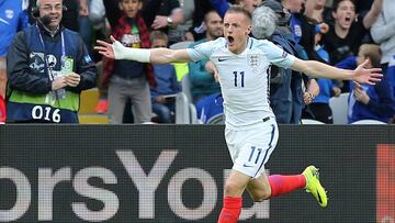 Vardy celebra su gol contra Gales.