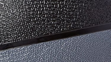 Este balón medicinal ayuda a aumentar la fuerza y a mejorar el equilibrio y la coordinación