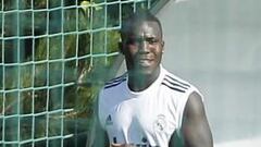 Drenthe forzará hasta el final del plazo: día 31