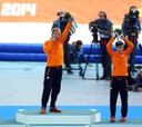Dos gemelos holandeses, en el podio de 500 m. patinaje