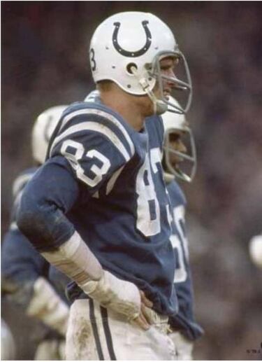 Cuerpo de cigüeña, alma de Raider