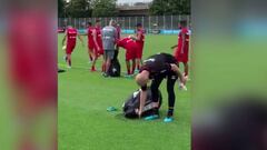 Aránguiz tuvo su primer contacto con nuevo balón de la Bundesliga