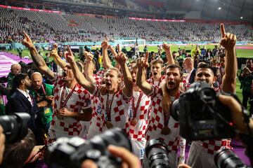 Los jugadores de Croacia celebrando su medalla de bronce 