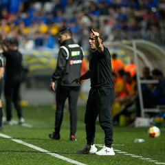 Arrasate: “Estoy muy enfadado con el primer tiempo”