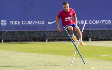 El juvenil estadounidense ya tuvo sus primeros entrenamientos y espera ponerse a punto para estar bajo mando de Ronald Koeman.