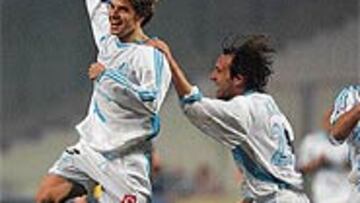 <B>OTRO REFUERZO</B>. Rivera se comprometió ayer con el Levante.