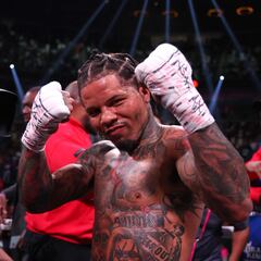 Gervonta Davis emula a Muhammad Ali y se convierte al Islam