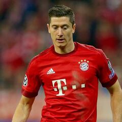 Lewandowski: el agente del delantero pide una reunión