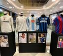 Panorama imperdible para los futboleros: camisetas usadas por Messi, Pelé, Maradona, Ronaldo...