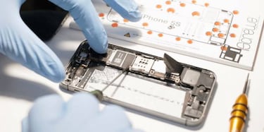 Europa quiere móviles más fáciles de reparar y que no se queden desfasados