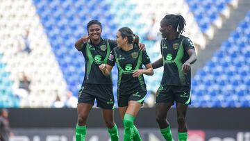 Jasmine Casarez celebrates her goal 1-3 with Dayana Martin and Prisca Chilufya of Juarez during the 17th round match between Puebla and FC Juarez as part of the Liga BBVA MX Femenil, Torneo Apertura 2024 at Cuauhtemoc Stadium on November 03, 2024 in Puebla, Mexico.