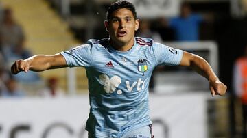 En la pasada temporada, Salas tuvo una buena campaña en el fútbol chileno con el O´Higgins donde anotó en seis ocasiones y dio tres asistencias.