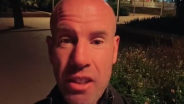 Un padre se queda sin ver a su hijo cantar en el recital de villancicos del colegio y su mensaje toca el corazón: “Es inhumano”