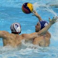 La Selección golea a Holanda y logra ser primera de grupo