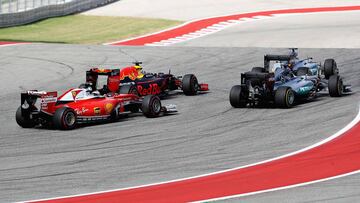 Lewis Hamilton, Nico Rosberg, Daniel Ricciardo y Sebastian Vettel durante la carrera del GP de Estados Unidos.