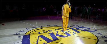 Lakers: no se trata slo del contrato de Kobe...