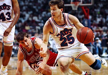 Before LeBron James, the Cleveland Cavaliers also had top teams... such as that led by Mark Price. A four-time All-Star.