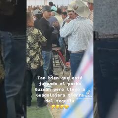 Sale supuesto vídeo del ‘Pocho’ Guzmán tomando en un cantarito tras vencer a Pumas