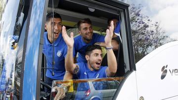 DE VUELTA. Juanma, ex del Cádiz y ahora en el Hércules, despidió ayer a la afición.