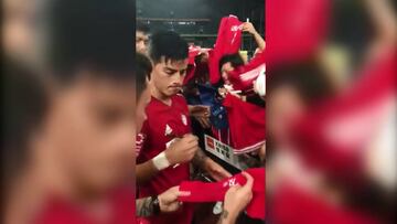 James aclamado en China: es el favorito en la firma de camisetas