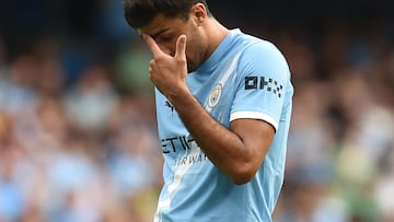 Soccer Football - Premier League - Manchester City v Tottenham Hotspur - Etihad Stadium, Manchester, Britain - August 23, 2025 Manchester City's Rodri reacts REUTERS/Peter Powell EDITORIAL USE ONLY. NO USE WITH UNAUTHORIZED AUDIO, VIDEO, DATA, FIXTURE LISTS, CLUB/LEAGUE LOGOS OR 'LIVE' SERVICES. ONLINE IN-MATCH USE LIMITED TO 120 IMAGES, NO VIDEO EMULATION. NO USE IN BETTING, GAMES OR SINGLE CLUB/LEAGUE/PLAYER PUBLICATIONS. PLEASE CONTACT YOUR ACCOUNT REPRESENTATIVE FOR FURTHER DETAILS..