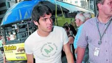 <b>REHABILITACIÓN. </b>Kaká se prepara en Sao Paulo para volver a jugar.