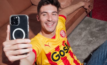 La camisetas del Girona: l¨ªneas cruzadas en la primera y vuelve la senyera para la segunda