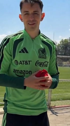 ¡Todo México está ilusionado! Fidalgo ya luce los colores de El Tri