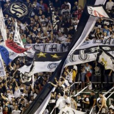 Águilas empata 1-1 en el final y deja abierta la serie con Olimpia