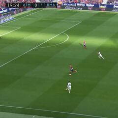 El último gran invento de Vinicius: ¡qué pase notable!