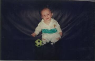 Con cuatro meses vestido del Elche, equipo del que su padre fue capitán.