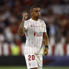 Oficial: Diego Carlos, al Villa