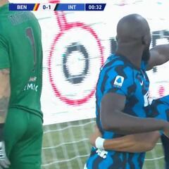 Si no marcas el gol pero todos te señalan al festejar es que es una pasada: festival Achraf a los 17"