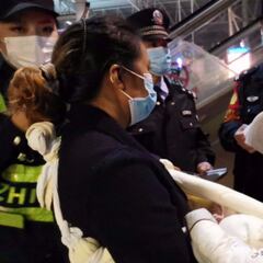 Un hombre vende a su hijo al quedarse sin trabajo por la COVID-19