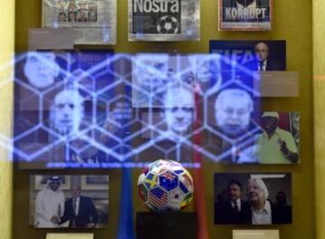 El Mob Museum de Las Vegas alberga una exhibición llamada "The Beautiful Game Turns Ugly" compuesta por recortes de prensa y otros artículos que relata el escándalo de corrupción de la FIFA.