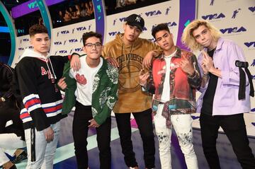 Musical band Prettymuch en los MTV Video Music Awards 2017. The Forum Inglewood, California