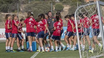 La Selecci&oacute;n Femenina de Espa&ntilde;a, durante un entrenamiento. 