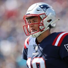 Can Mac Jones fill Tom Brady's shoes as Pats' long term QB?