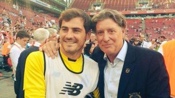 Casillas, con Schumacher.