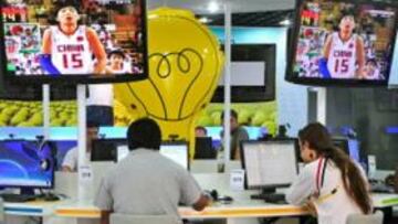 El COI ha logrado que le gobierno chino rebaje la censura en Internet. Así se puede ver, desde Pekín, páginas críticas con el gobierno, pero aún no se puede consultar, por ejemplo, nada sobre el movimiento independentista del Tíbet.