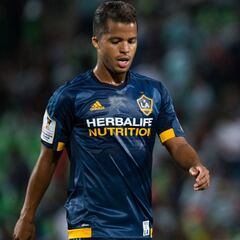 Baños asegura que América no preguntó por Giovani dos Santos