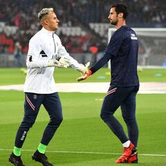 El vestuario del PSG, sorprendido por la permanencia de Mbappé